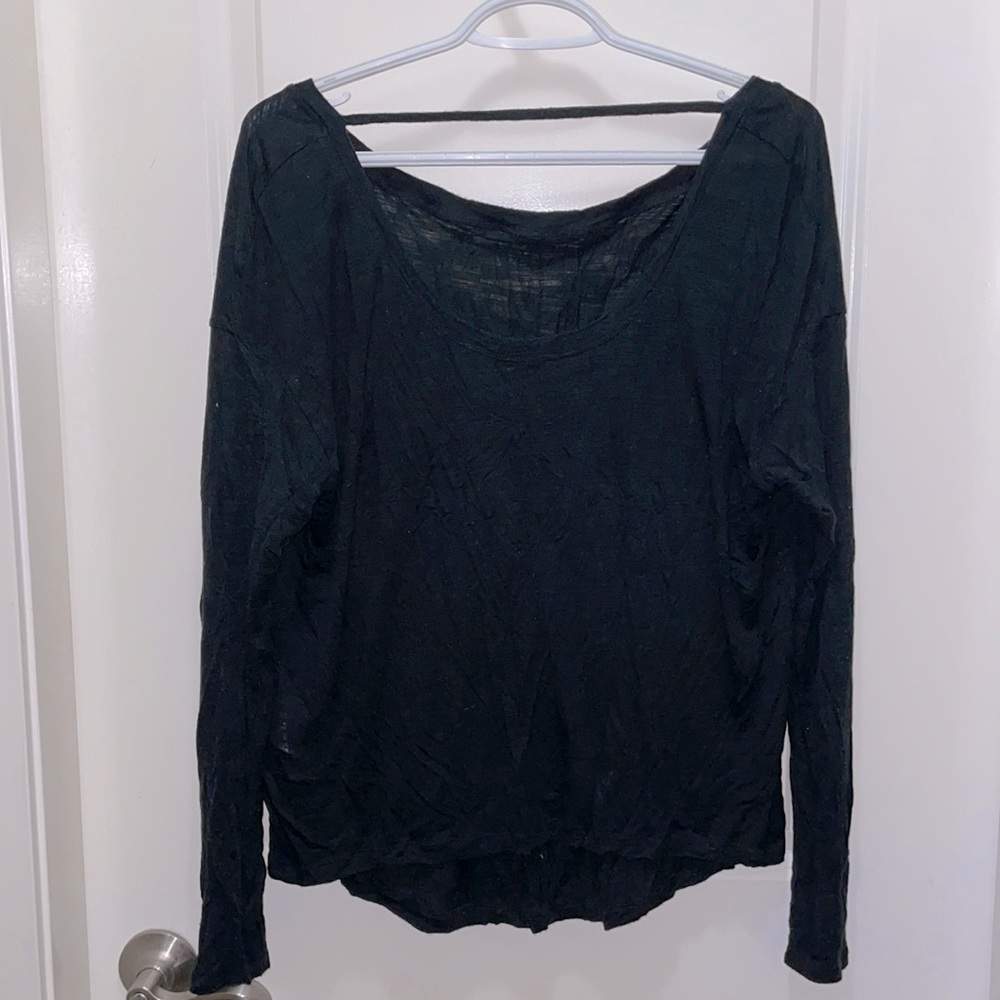 BCBG Black long sleeve scoop neck